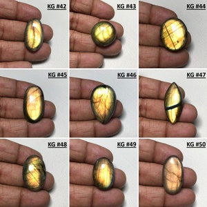 Obtenga catorces de labradorita de fuego de cobre natural, deslumbrantes piedras preciosas de labradorita bañadas por el sol Golden Flash, tamaño (22-34 mm), para hacer joyas de bricolaje