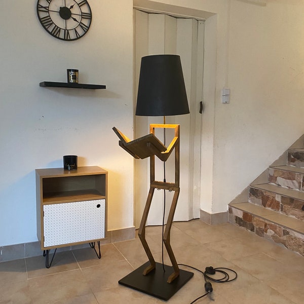 Floor lamp Bonhomme design in 100% handcrafted wood