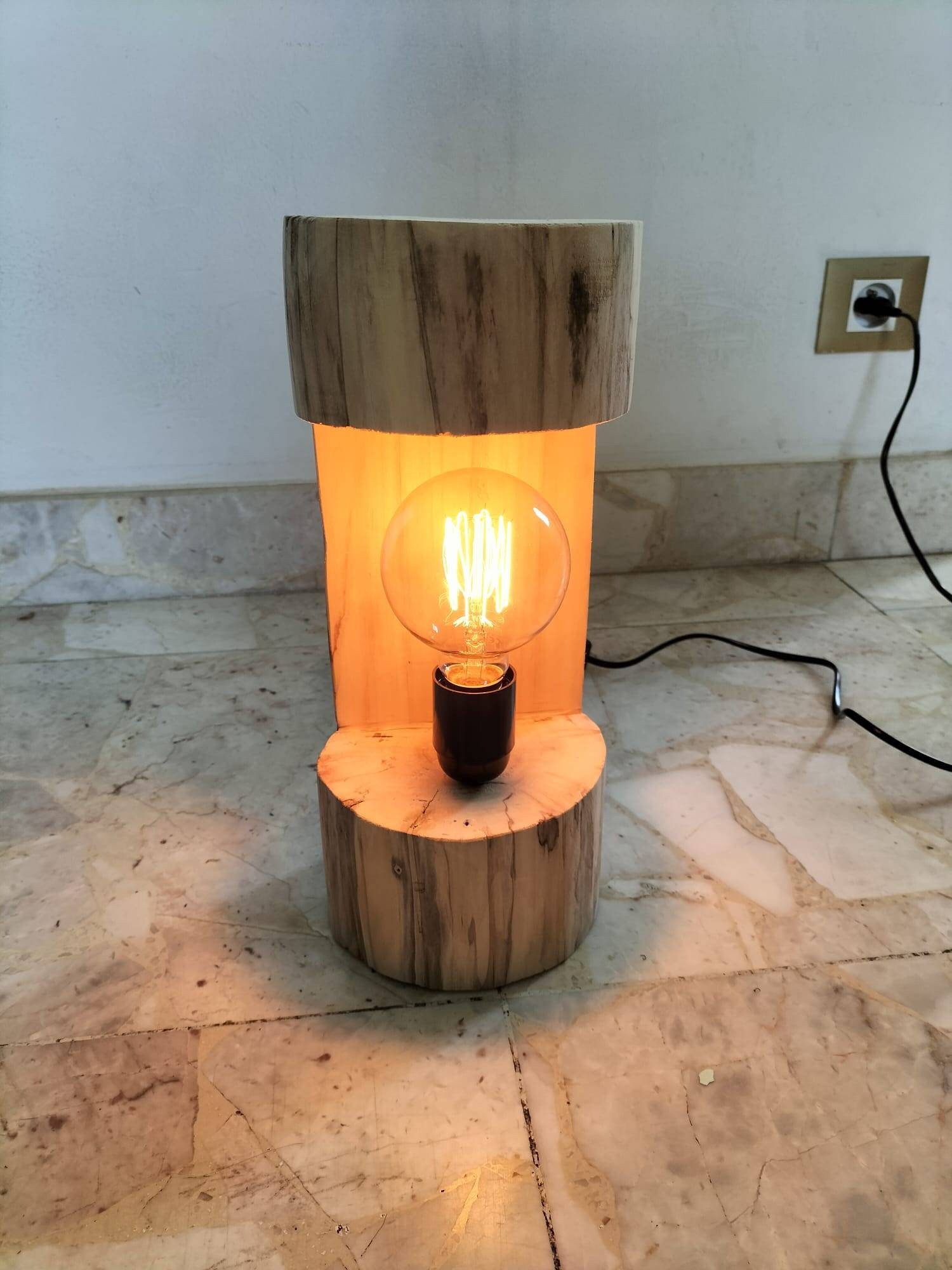 Lampe de Chevet en Bois Flotté Naturel , Lampe Contemporaine, Artisanale, Abat-Jour Bois, Fait Main