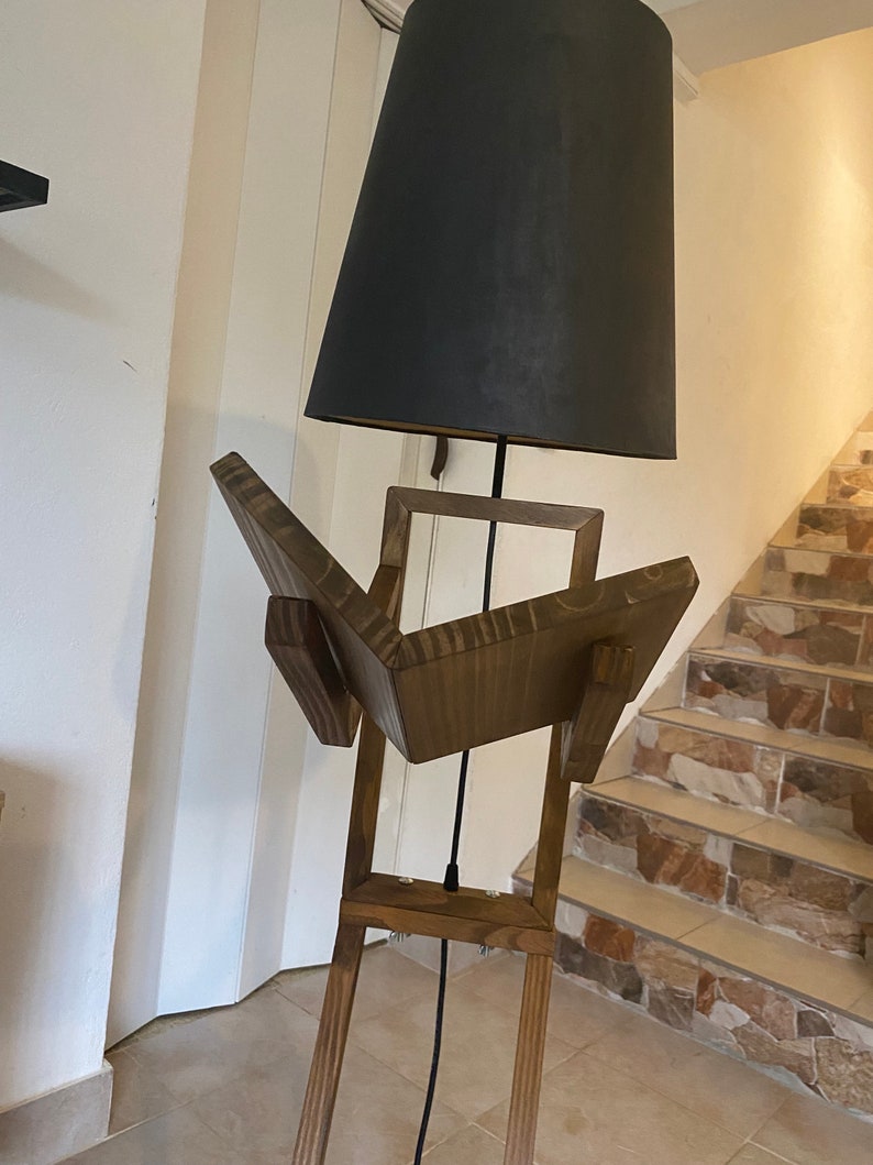 Lampadaire Bonhomme design en bois 100% artisanal image 7