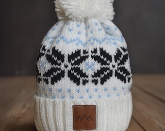 White Knit Pom Pom Beanie – Warm Winter Hat