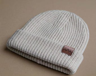 Organic Cotton Hiking Beanie – Packable, Breathable Outdoor Hat
