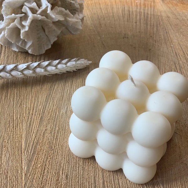 Bubble cube cloud candle