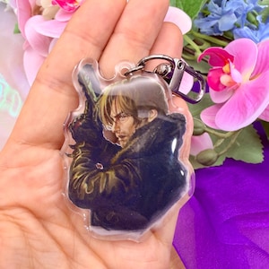 Leon S. Kennedy Resident Evil Requiem Acrylic Charm – RE9 Keychain, Fan Art Keyring, Gift for Gamers
