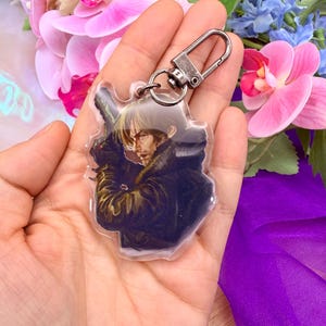 Leon S. Kennedy Resident Evil Requiem Acrylic Charm – RE9 Keychain, Fan Art Keyring, Gift for Gamers