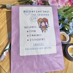 The Sandman Mystery Bag: Gaiman Comic Art Prints, Pin & Stickers