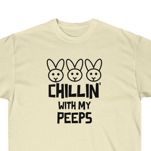 友達とくつろごうTシャツ、イースターバニーTシャツ、お父さんへのイースターギフト、ティーン向けイースターバスケットギフト