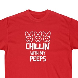 友達とくつろごうTシャツ、イースターバニーTシャツ、お父さんへのイースターギフト、ティーン向けイースターバスケットギフト