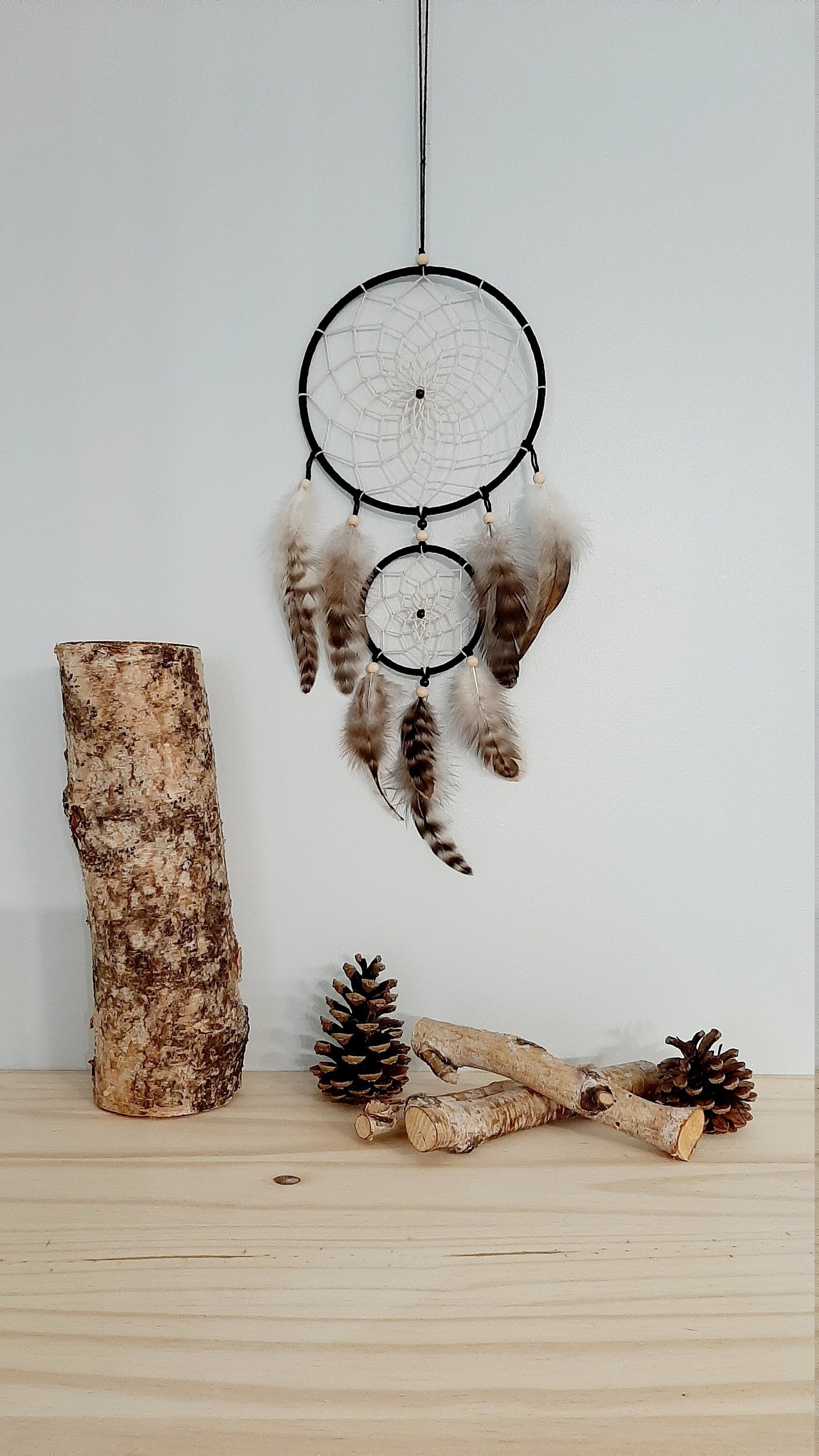 Attrape Rêves Noir et Beige Plumes Naturelles Beige/Marron d'inspiration Amérindienne