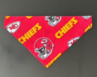 NFL Kansas City Chiefs Over the Collar Dog Bandana
