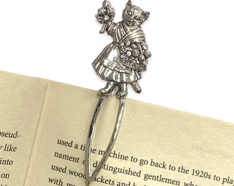 Large Victorian Style Quality Cat with Bouquet / Flower Bookmark 925 Sterling Silver