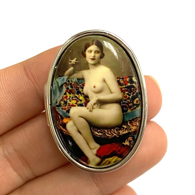 Victorian Style Enamel Erotic Lady Sitting Pill Snuff Box 925 Sterling Silver