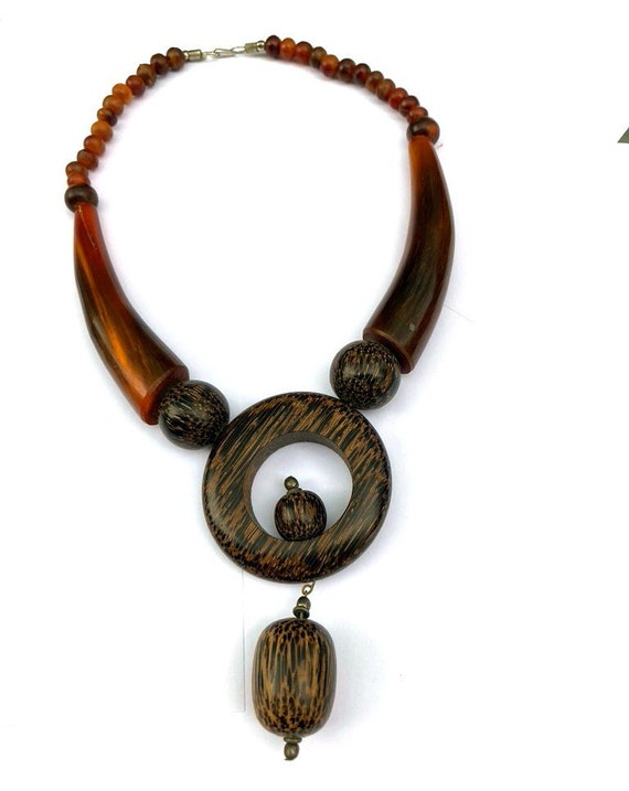 Unique chunky wood and horn shaped bead necklace w