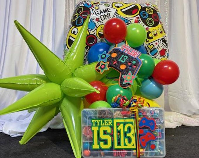 Featured listing image: Balloon Bouquet and Snackle Box