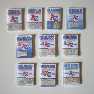 Accessori in miniatura Dolls House - Libri cartografici AZ
