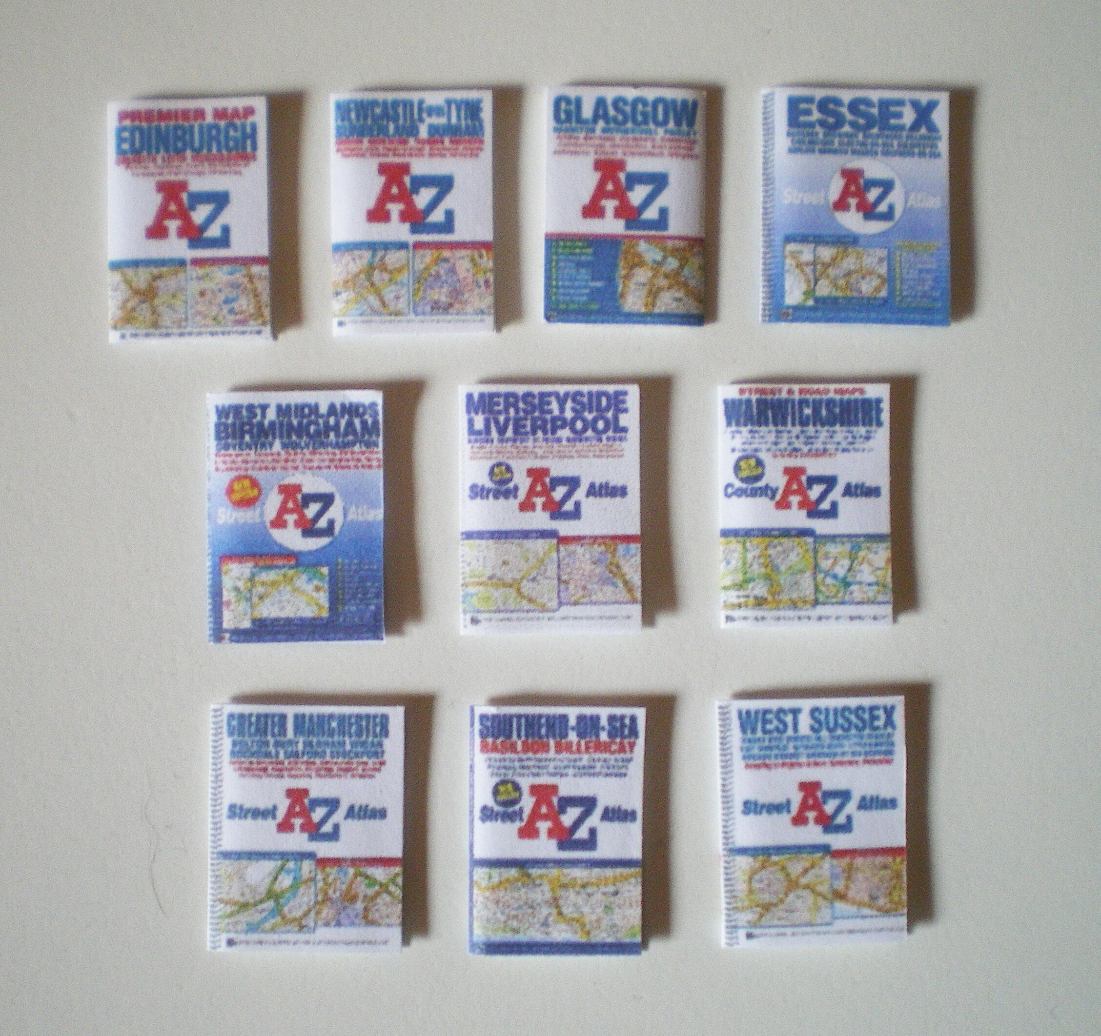 Dolls & Miniatures Miniatures Dolls House miniature accessories AZ map ...