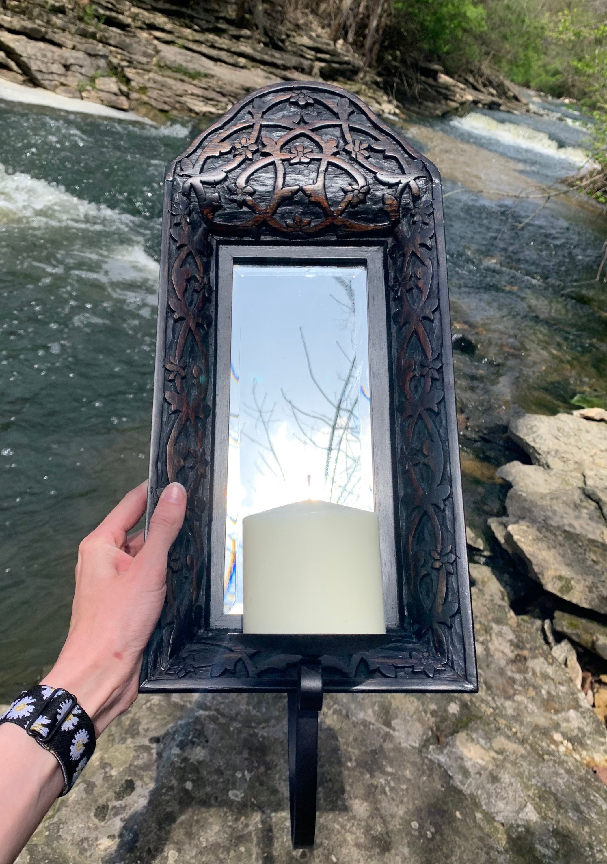 Aplique de pared de madera tallada espejada | Etsy