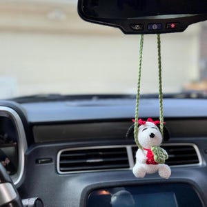 Handmade Crochet Dog Car Charm – Cute Rearview Mirror Accessory – Kawaii Dog Plush Hanger – Car Decoration for Pet Lovers – Gift for Cartoon