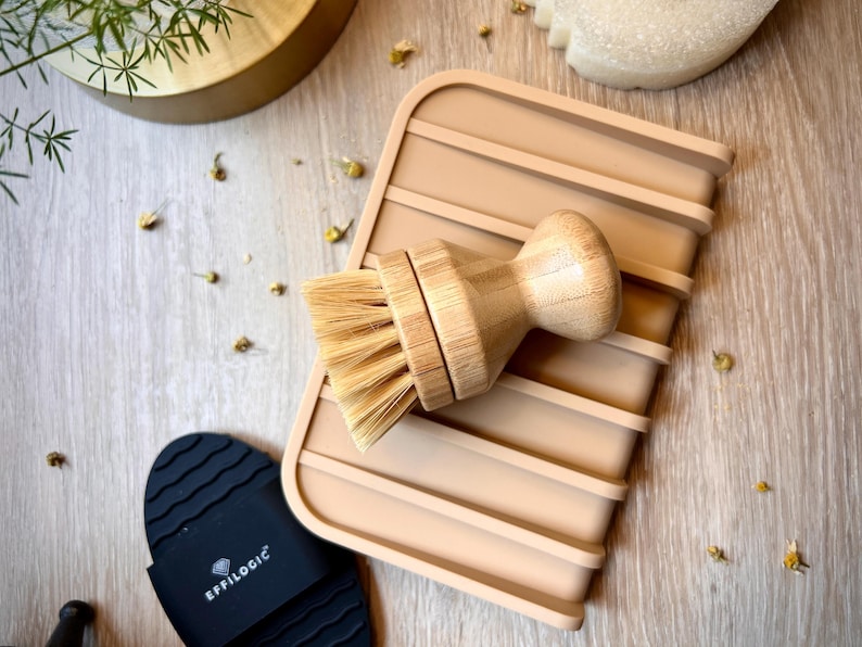 Silicone Sponge Holder| Self Draining Soap Tray| Kitchen Sink Organizer| Faucet Splash Catcher image 9