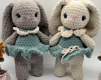 Pluszowy Króliczek Szydełkowy: Ręcznie Robiona Pluszowa Zabawka