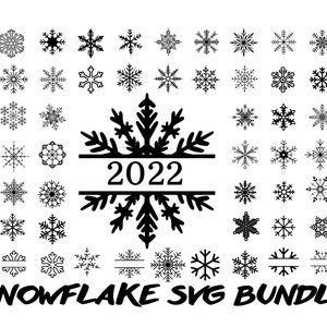 Pode incluir: Uma coleção de desenhos de flocos de neve em preto e branco, com várias formas e tamanhos. O número "2022" está centralizado, com o texto "SNOWFLAKE SVG BUNDLE" abaixo. Ideal para artesanato e designs com tema de inverno.