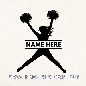 Könnte beinhalten: Schwarze Silhouette eines Cheerleaders beim Springen mit hochgehaltenen Pompons. Der Text "NAME HERE" ist auf dem Körper zentriert. Der Text "SVG PNG EPS DXF PDF" ist ebenfalls enthalten.