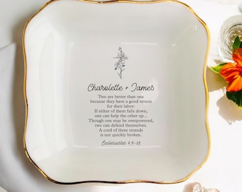 Gepersonaliseerd huwelijksgeschenk met bijbeltekst - Ringschaaltje - Jubileumcadeaus - Verjaardagscadeau - Cadeau voor een stel - Verlovingscadeau - Religieus stel