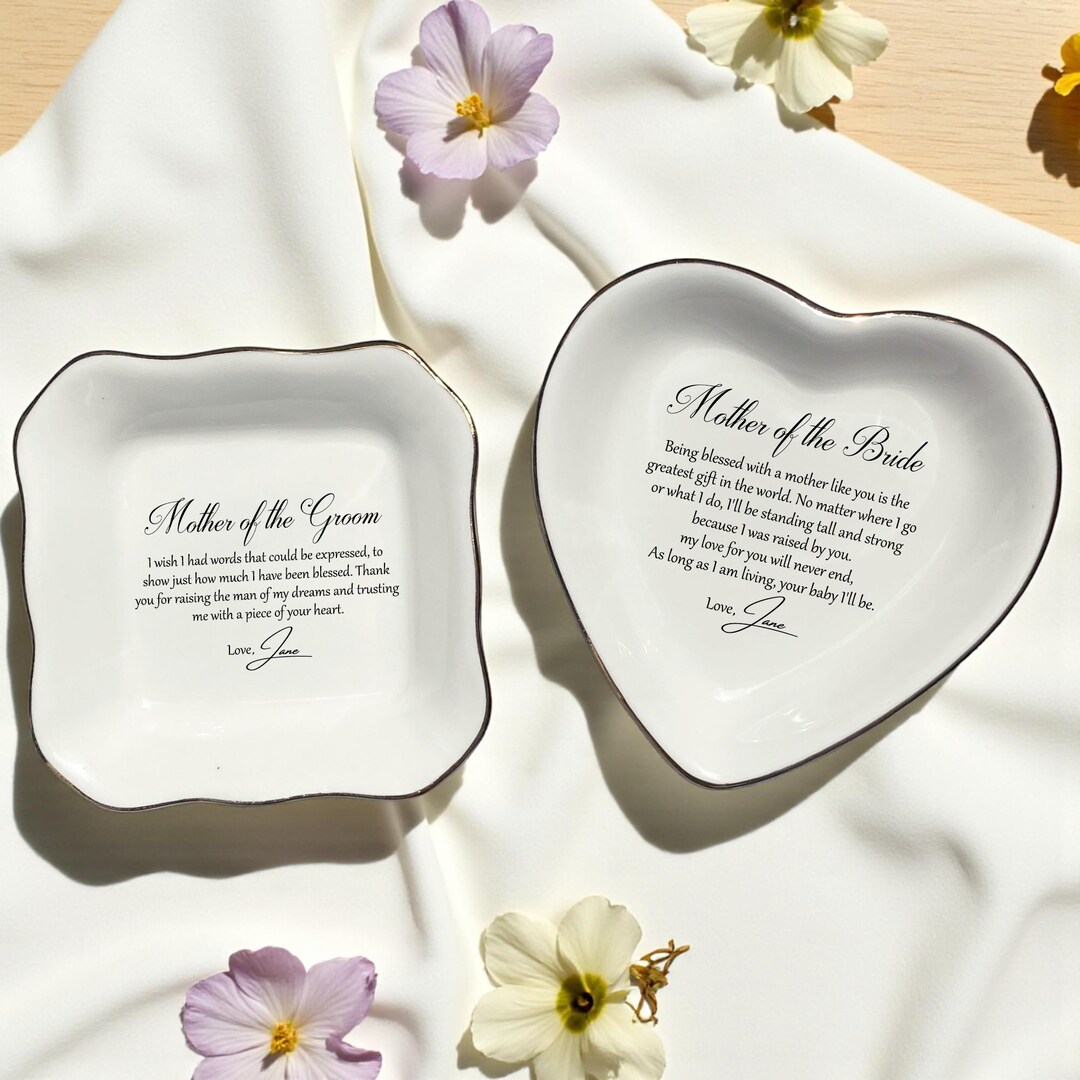 Si abbina bene con Doveri della madre della sposa, Regalo
