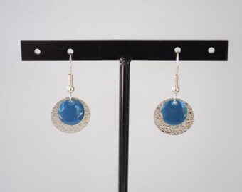 Boucles d'oreilles, crochet ,sequin argent, sequin émaillé bleu