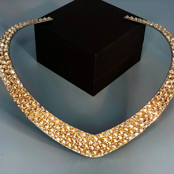 Luxury Golden Choker with Swarovski Crystals | Statement Choker Wonder | gold collar crystal necklace elegant v-shaped choker gift for woman