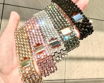 Cinturino di lusso per Apple Watch impreziosito con Swarovski Golden Shadow, Light Rose, Crystal, Black Diamond, Jet, cinturino con strass diamantati
