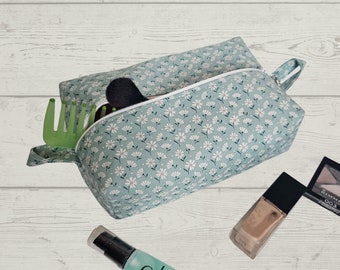 Floral Cosmetic Pouch, Cosmetic Bag, Zipper Pouch, Toiletry Bag, Cosmetic Bag, Travel Pouch, Makeup Pouch