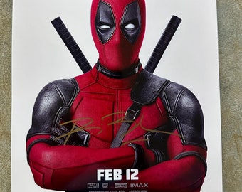 Signed Deadpool 8 x10 Movie Photo Ryan Reynolds