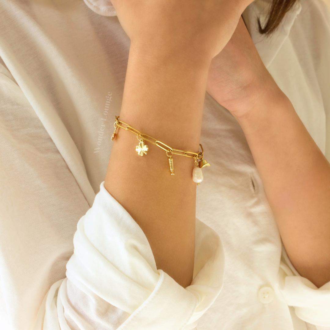 Lot De 60 Breloques En Forme De Chapeau De Cowboy Pour Fabrication De Bijoux - Pour Bracelet Et Collier Vintage, Zinc, Pas De Gemme