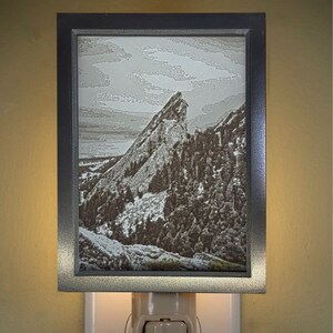 Nightlight 3D Printed Lithophane – Flatirons #01