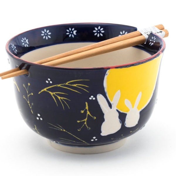 Handpainted Moon Rabbit Design Quality Japanese Ramen Udon Noodle Bowl with Chopsticks 6 Inch Diameter 24 fl oz