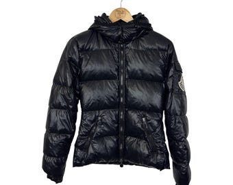 Moncler Badia Down Jacket – Size 1 – Luxury & Warmth