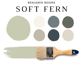 Peut inclure: Palette de couleurs de peinture Benjamin Moore, avec la couleur "Soft Fern". L'image présente un grand échantillon de la couleur, un pinceau et plusieurs échantillons de couleurs coordonnées. Le texte indique "Whole House Palette - 16 Coordinating Colors."