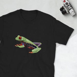 Red Eyed Tree Frog T-Shirt, Wildlife Conservation Tee, Frog Lover Gift