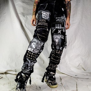 Abbigliamento gothic metal online