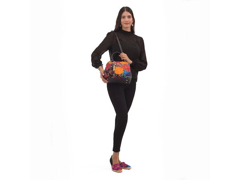 AngeLozano Bag Elsa Model Genuine Leather Color Black Handmade Loom
