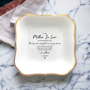 Plato para anillos con mensaje "Gracias por criar al hombre de mis sueños", almacenamiento de joyas para mamá, regalo de bodas para la madre del novio, regalo de la novia el día de la boda