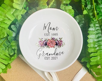 Custom Jewelry Dish-Personalized Jewelry Dish-Mom Grandma Ring Dish-Ring Dish-Personalized Gift-Gift For Mom,Mother,Grandma-Ring Trinket