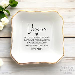 Lo único mejor que tenerte como mi hija. Bandeja de anillos personalizada para hija. Regalo para una mamá orgullosa. Regalos para el Día de la Madre.