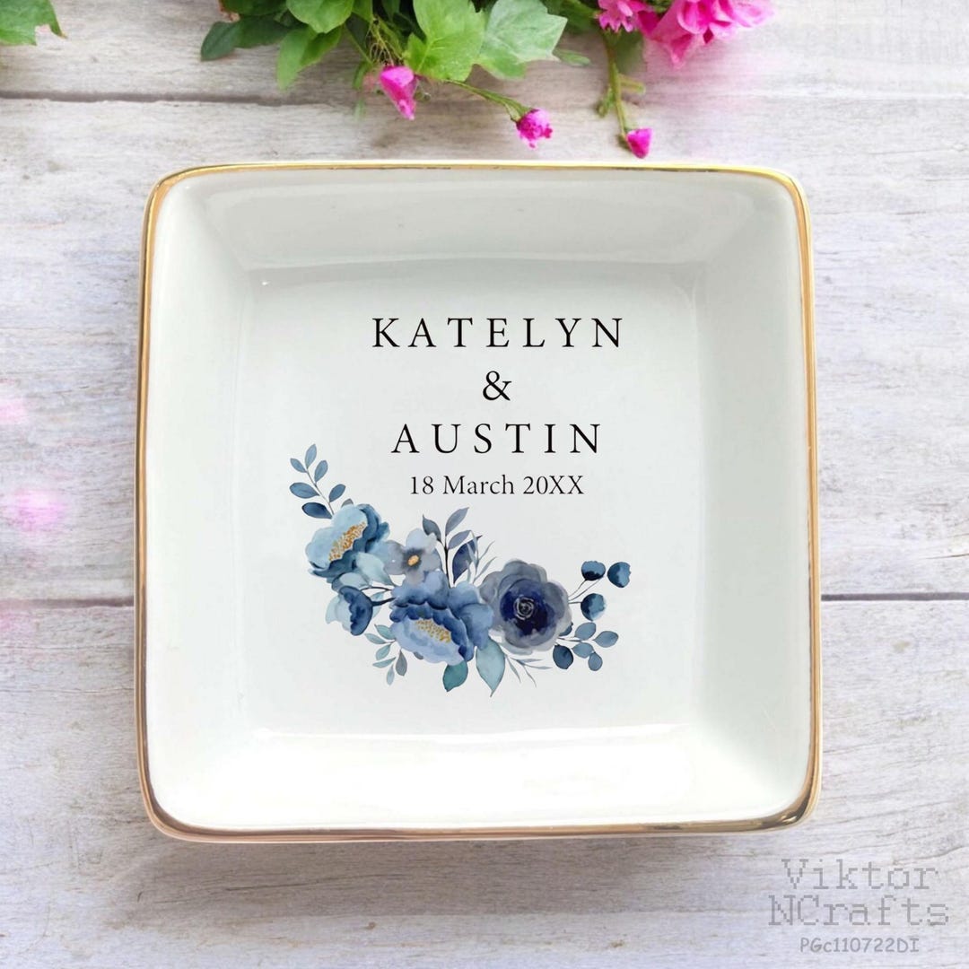 Personalized Engagement Ring Dish, Custom Wedding Date, Bride to Be ...