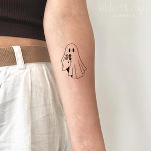 Tiny Ghost And Flowers Temporary Tattoo, Tiny Ghost Tattoo, Cute Ghost Tattoo For Halloween Party, Halloween Gift, Halloween Tattoo Sticker