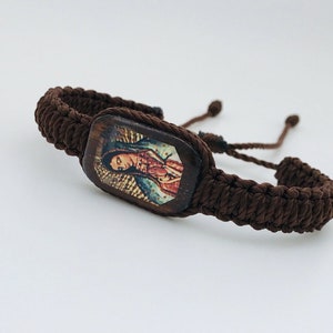 Pulsera Virgen De Guadalupe Tejida Color Café