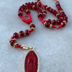 Rosario La Virgen De Guadalupe Con Cristales Rojos De oro Laminado Red Gold Plated Mary Rosary