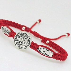 Pulsera roja de proteccion virgen De Guadalupe san Benito y San Judas