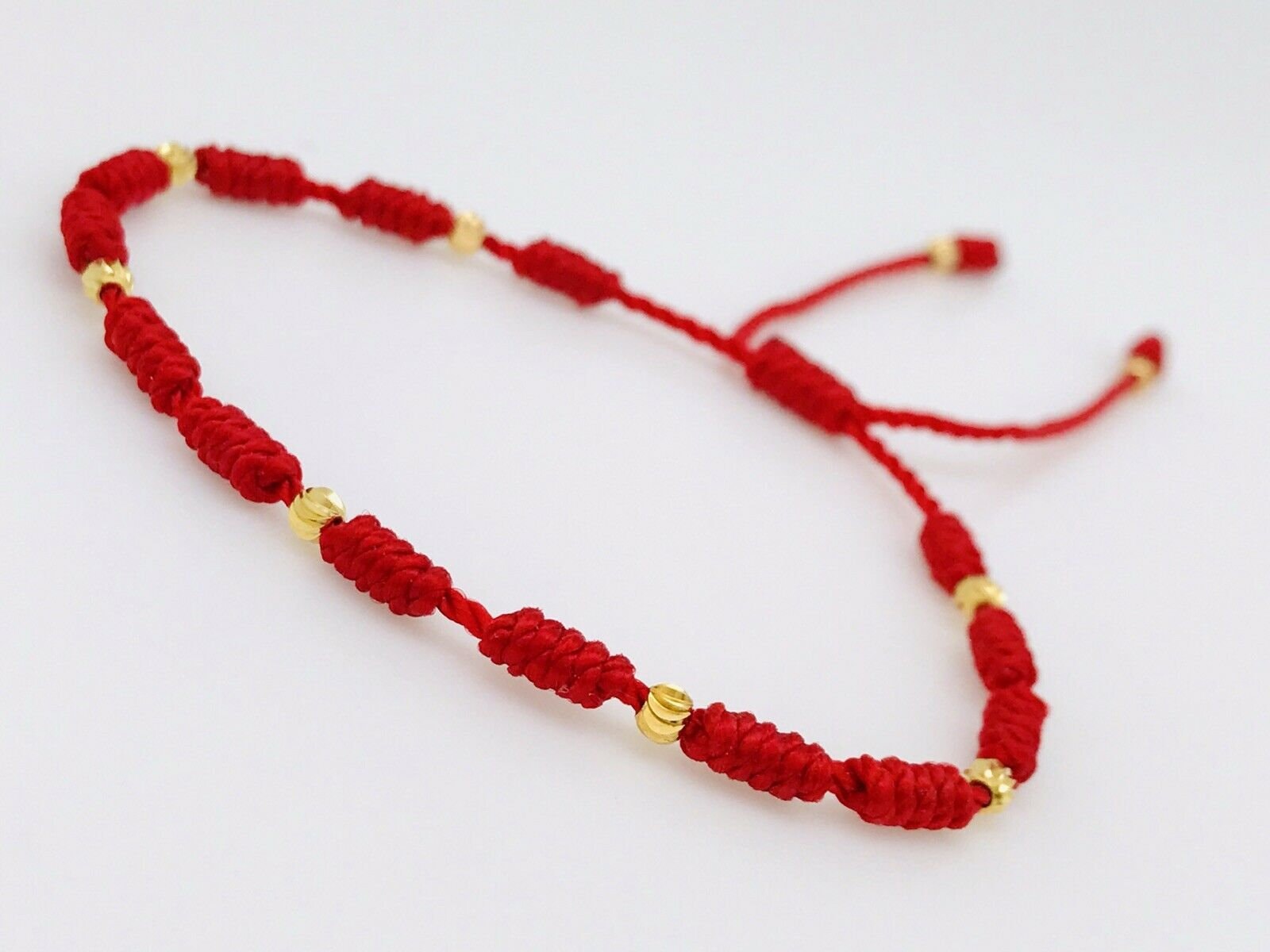 Pulsera Roja Con Nudos Y  Oro Laminado Red String Bracelet Gold Filled